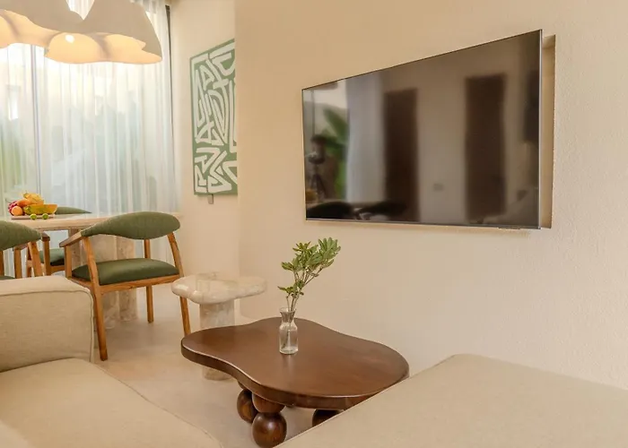 Suom And 4* Canggu